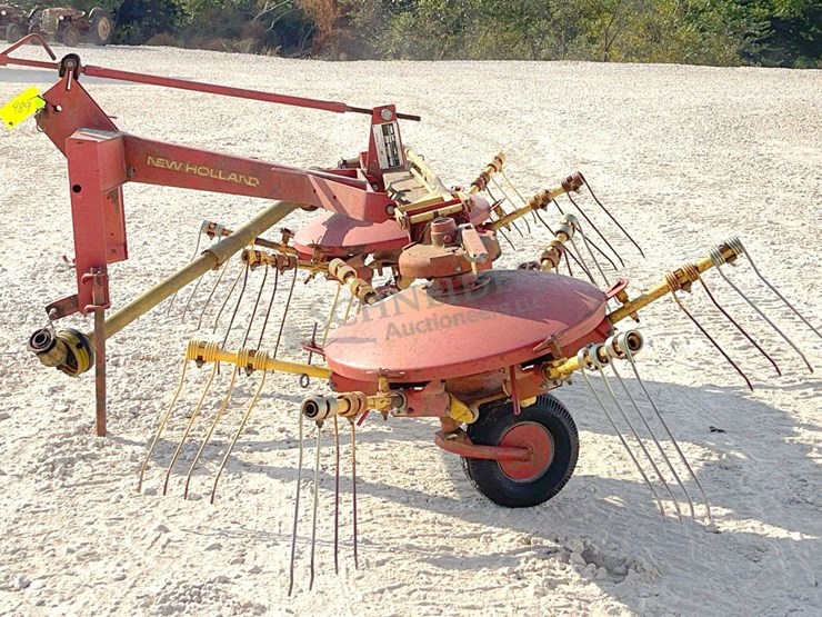 new-holland-254-image-4