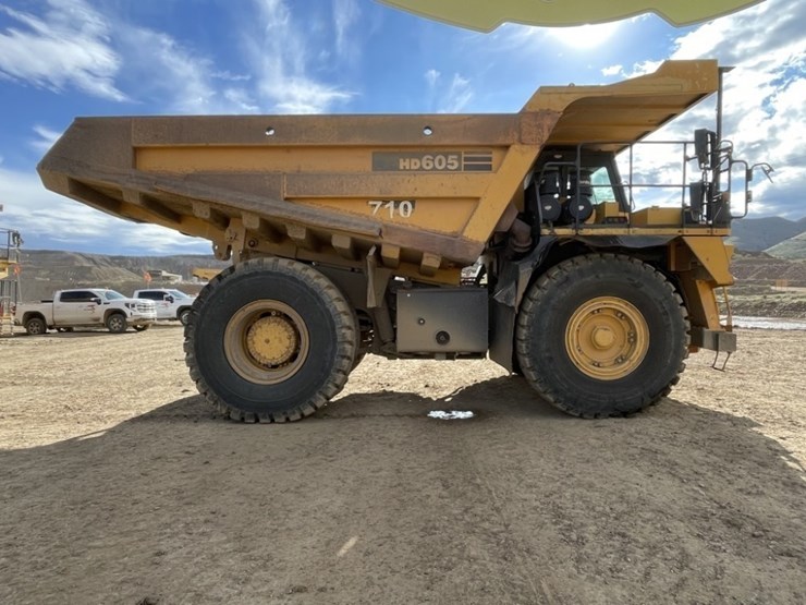 2012-komatsu-hd605-7-image-6