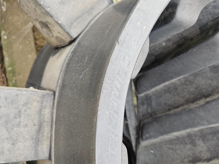 john-deere-8335rt-image-18