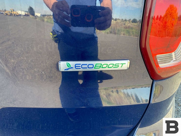 2017-ford-explorer-image-15