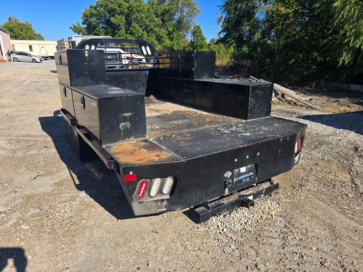 #22362-•-contract-manufacturer-pickup-truck-bed-image-12