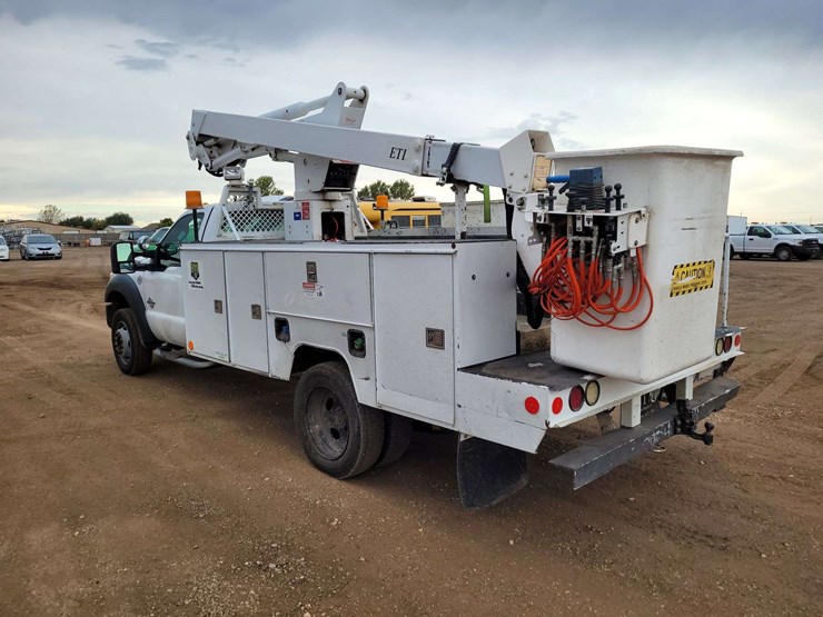 2012-ford-f550-image-6