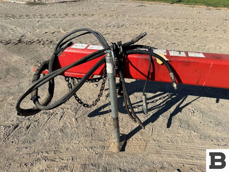 morris-pro-ag-hd4sr-bale-stacker-image-11