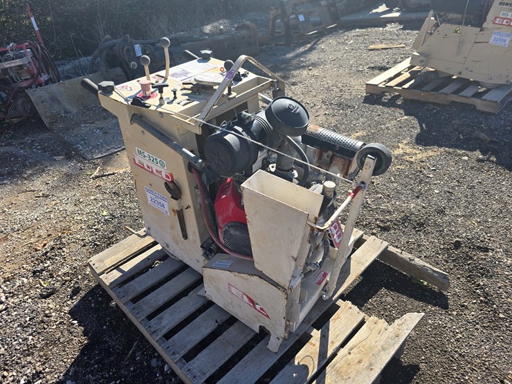 #22358-•-concrete-saw-image-5