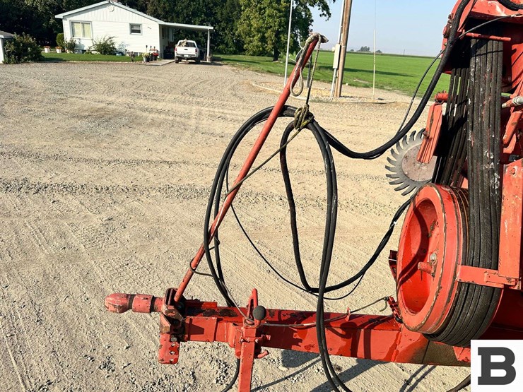 new-holland-515-image-11