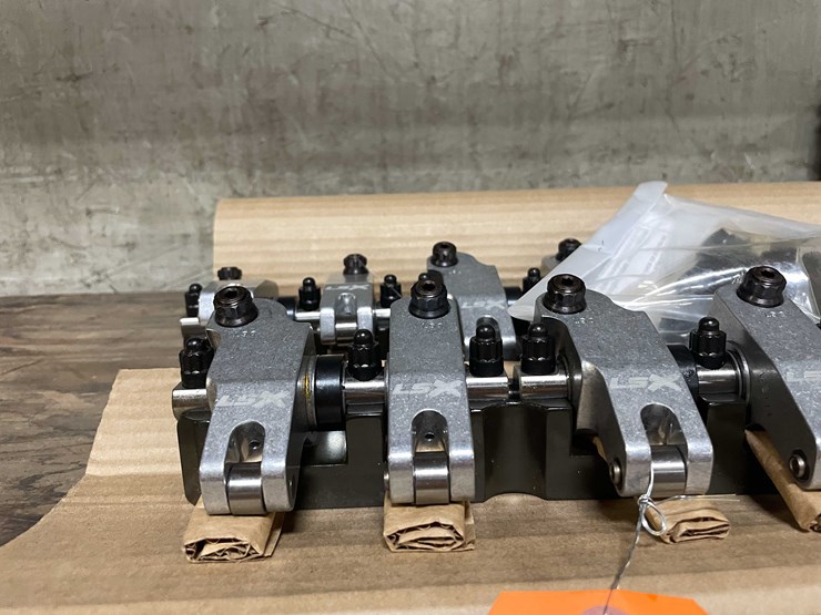 #8627-•-gm-lsx-roller-rockers-(prld)-image-2