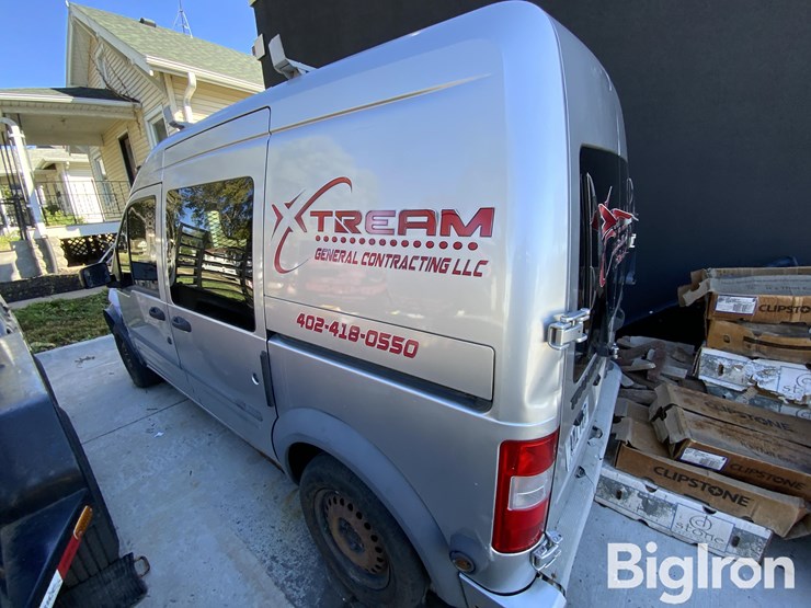 2010-ford-transit-connect-image-10