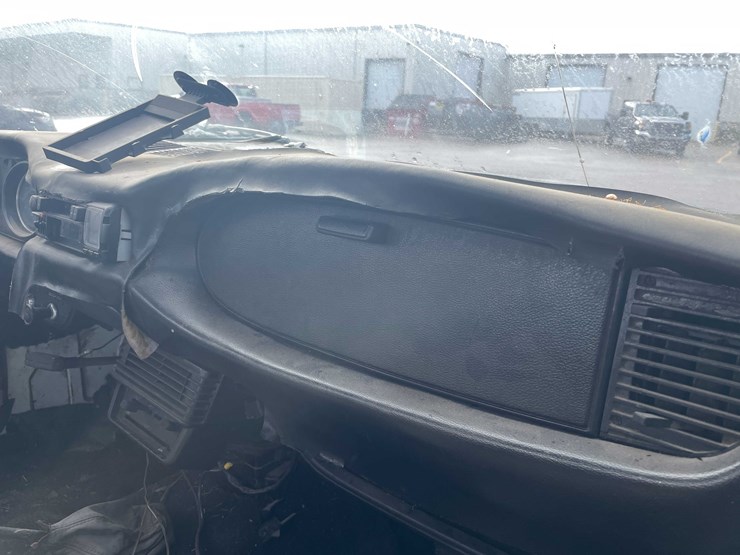 #1374-•-1976-chevrolet-luv-4x4-(has-wi-title)-(of)-image-121