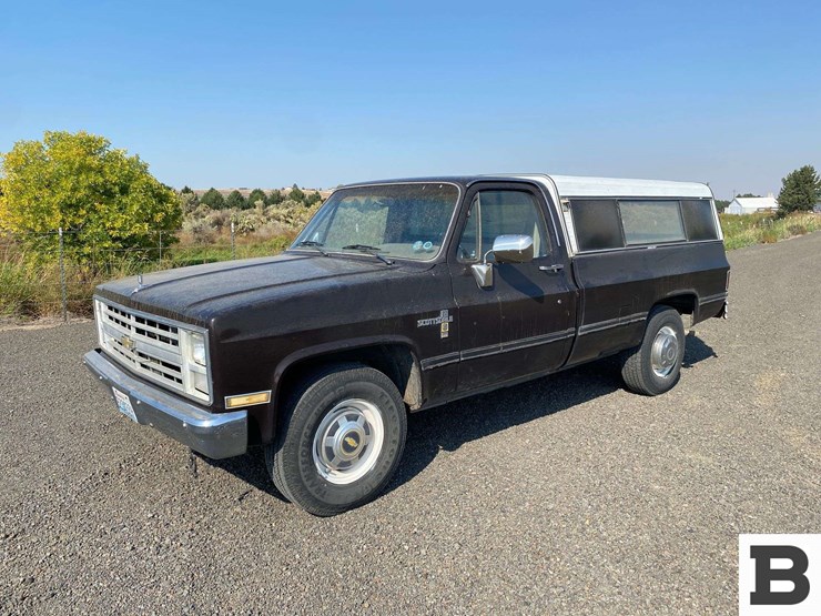 1985-chevrolet-c20-image-1