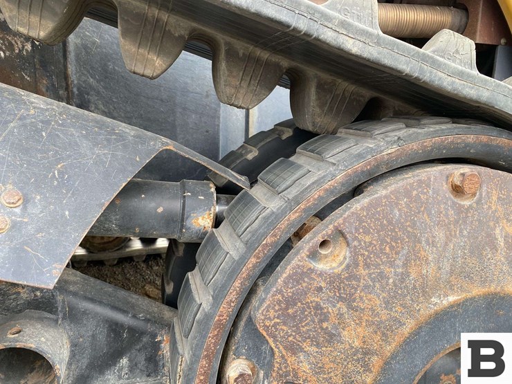 1995-caterpillar-ch35-image-33