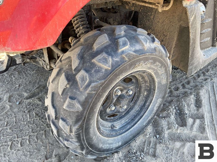 kymco-uxv-500-image-25