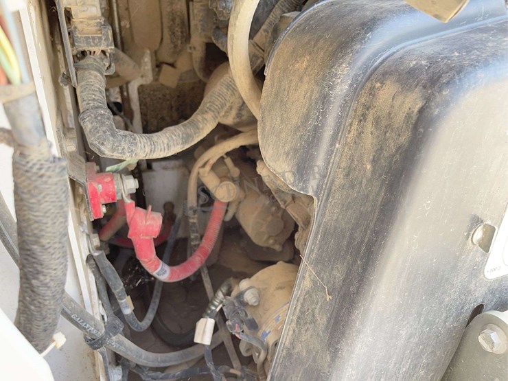 2022-bobcat-t66-image-23