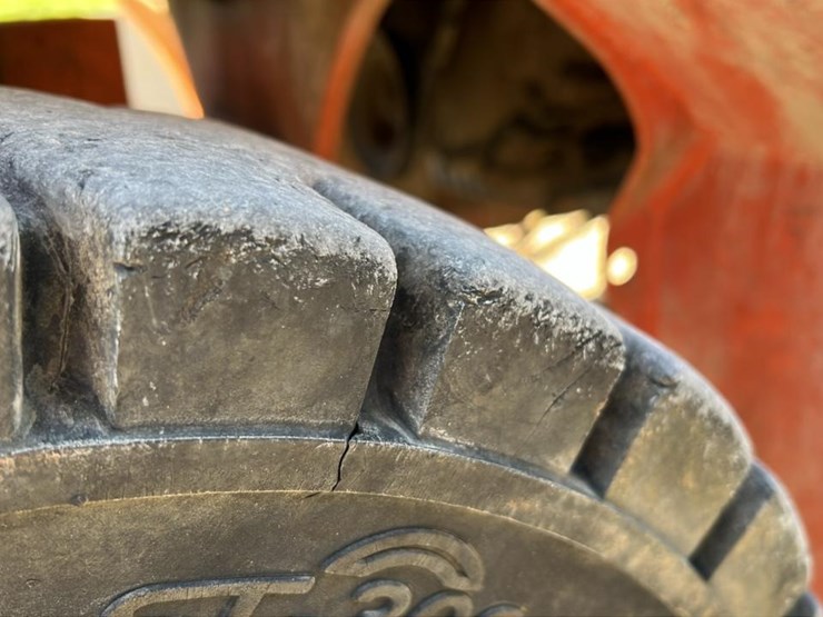 2005-toyota-7fgu25-image-27