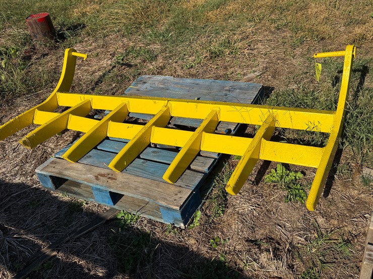 #45-•-#1000-•-7-foot-caterpillar-bulldozer-rake-image-2
