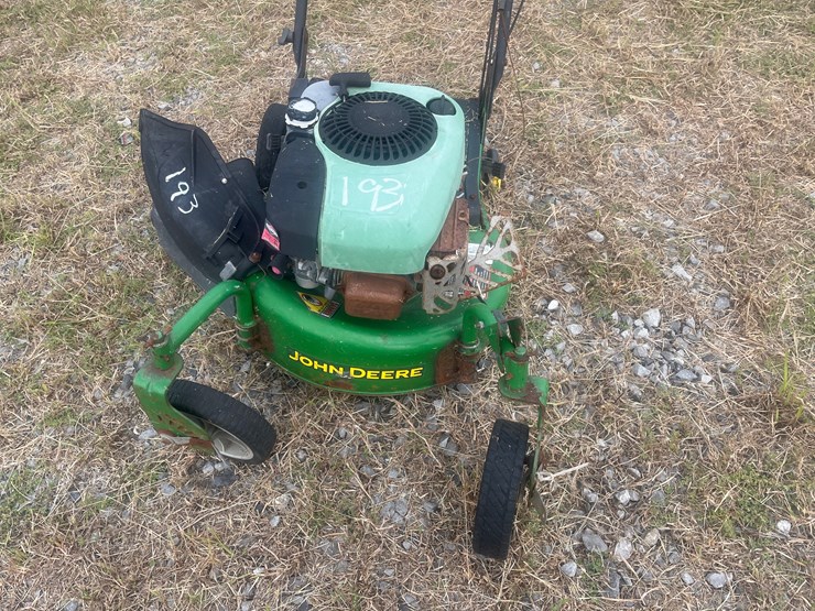#193-•-jond-deere-mower-image-2