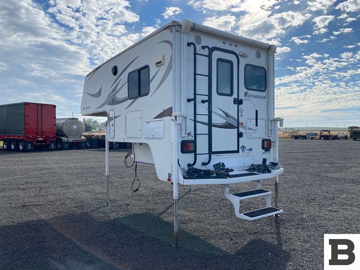 2013-natcoa-adventurer-alp-truck-camper-image-2