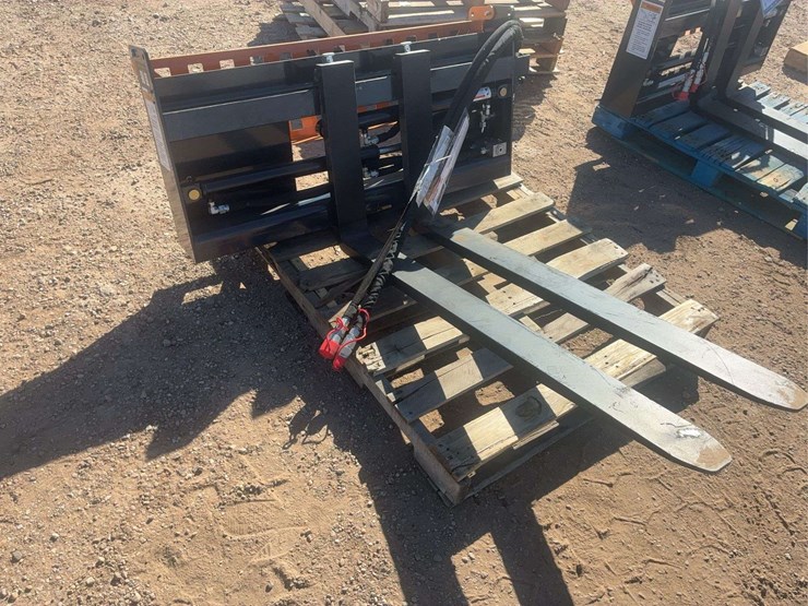 wolverine-adjustable-pallet-fork-image-2