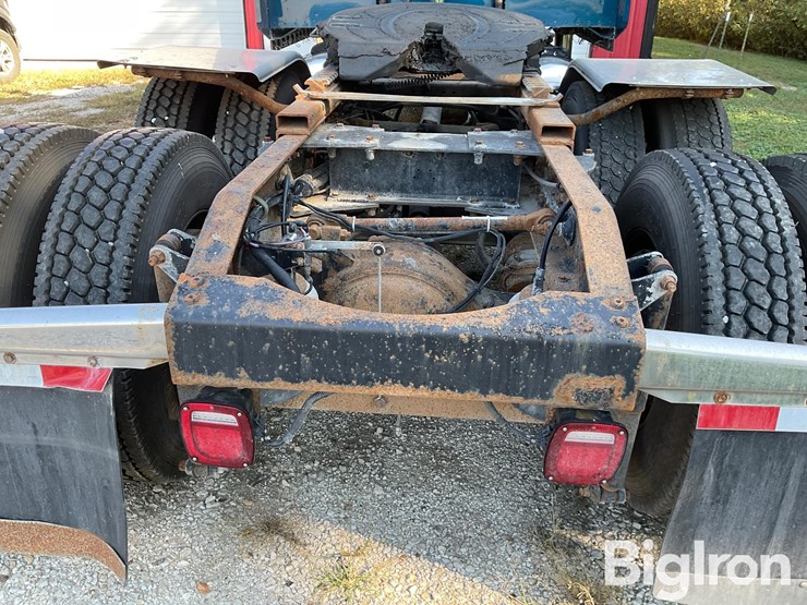 2006-peterbilt-379-image-9