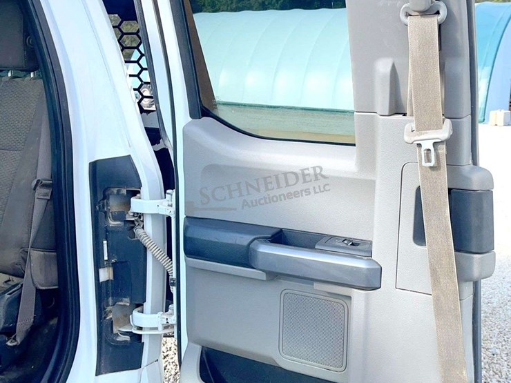 2018-ford-f450-image-40