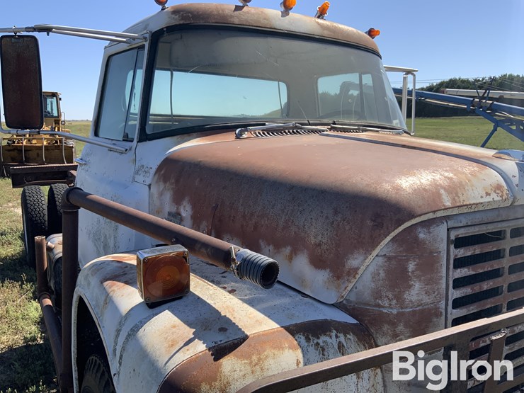 1969-international-loadstar-image-15