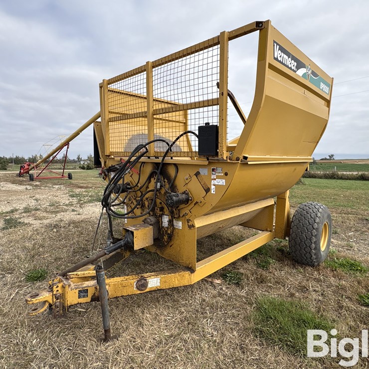 2006 VERMEER BP8000