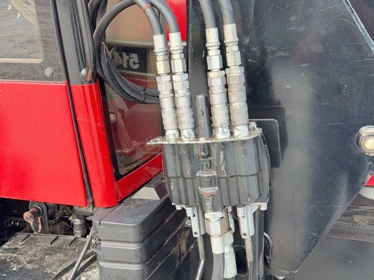 case-ih-5140-image-18