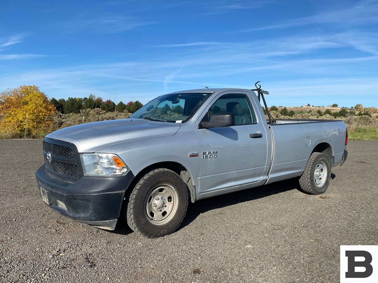 2018-ram-1500-pickup-image-1