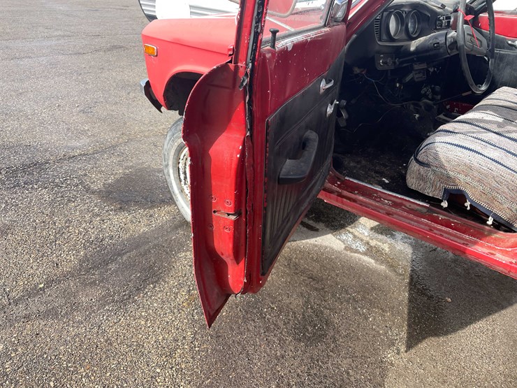 #1374-•-1976-chevrolet-luv-4x4-(has-wi-title)-(of)-image-71