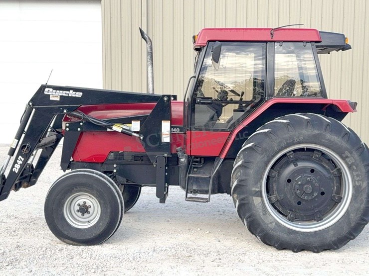 case-ih-5140-image-5