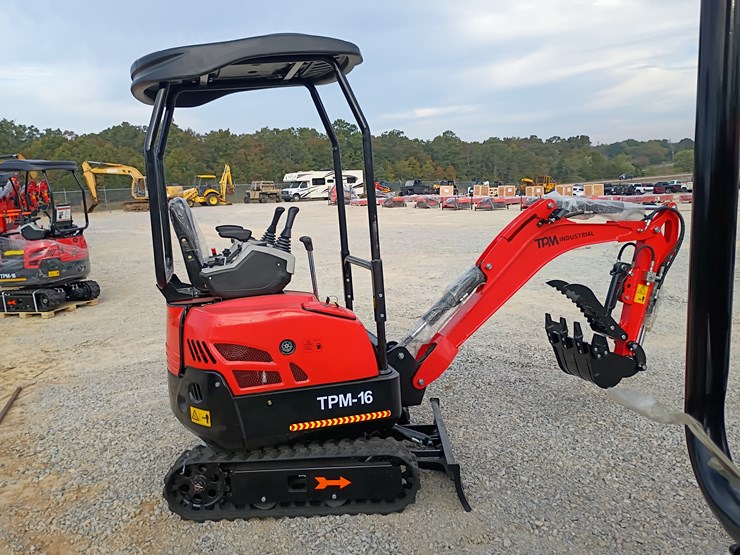 #l57-001-•-2025-tpm-16-mini-excavator-(gasoline)-image-5