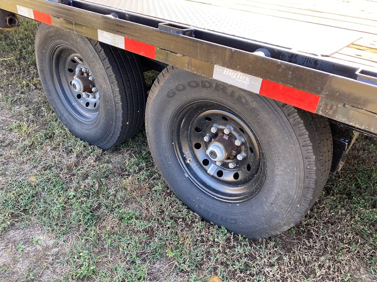 #33-•-#122-•-bigtex-gooseneck-14gn-trailer-gvwr-15,900-lbs-image-11