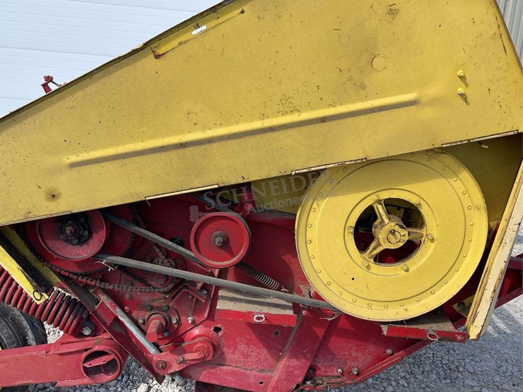 new-holland-472-image-31