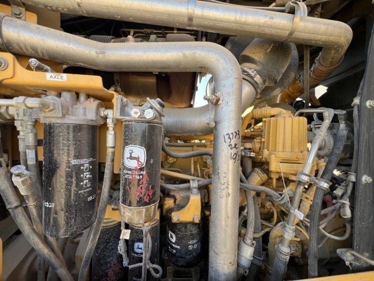 2011-deere-772gp-image-50