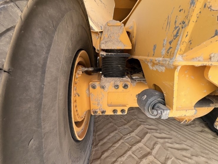 2021-volvo-a60h-image-18