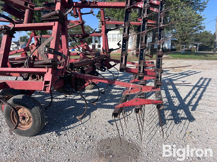 case-ih-4800-image-10