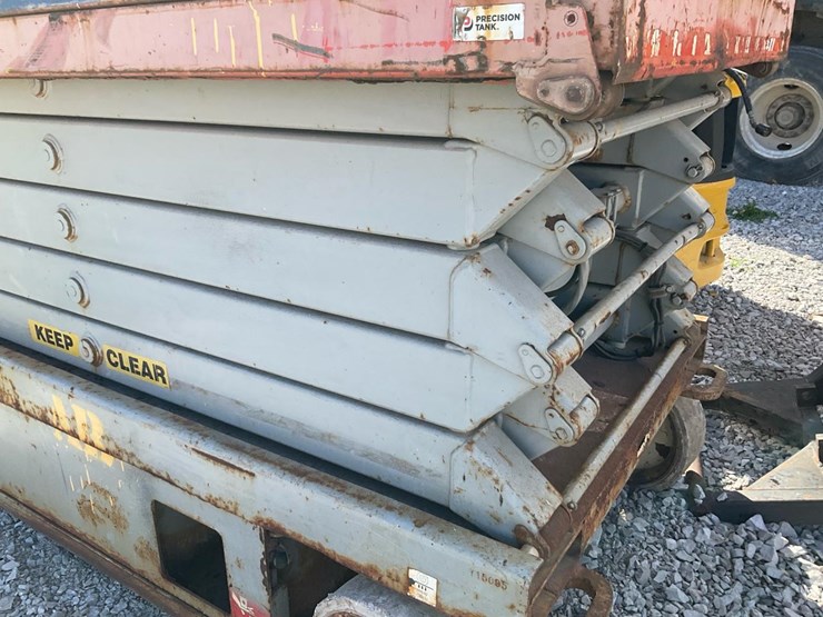 2006-skyjack-sjiii4632-image-13