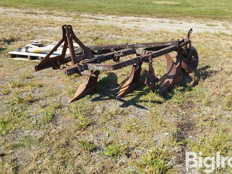 dearborn-10-1-image-7