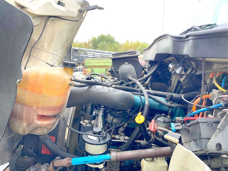 2007-international-durastar-4400-image-63