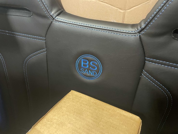 #8621-•-new-can-am-seat-(f)-image-20