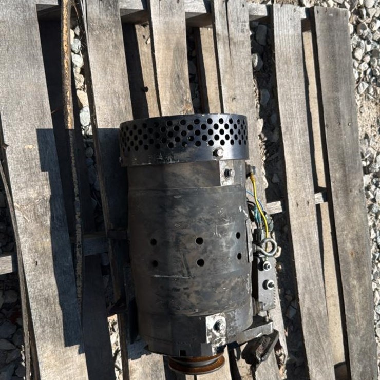 #4711 • Alternator