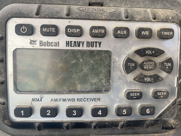 2019-bobcat-t770-image-30