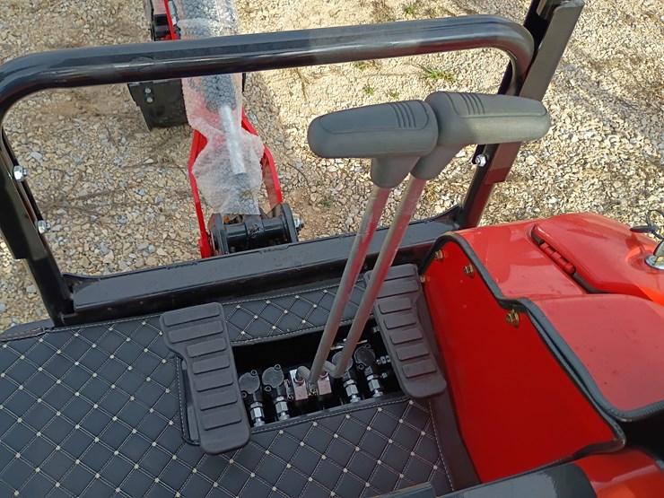 #l57-005-•-2025-tpm-16-mini-excavator-(gasoline)-image-17