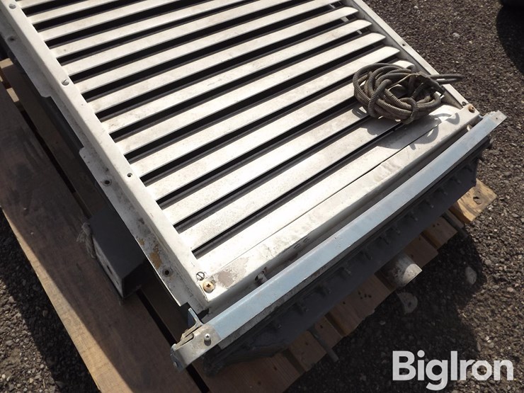 peterbilt-351-image-13