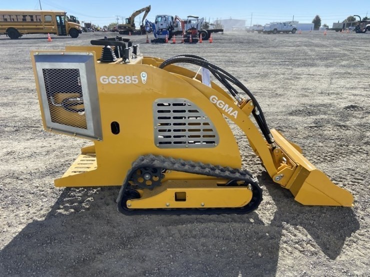 2025-ggma-gg385-mini-compact-track-loader-image-6