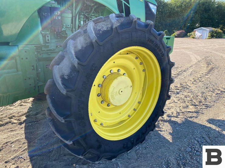 2011-john-deere-8285-tractor-image-40