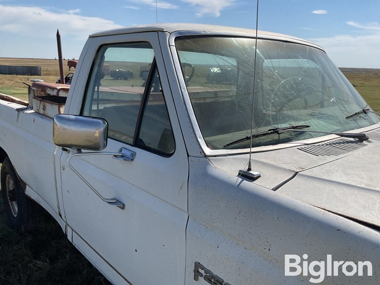 1984-ford-f250-image-13