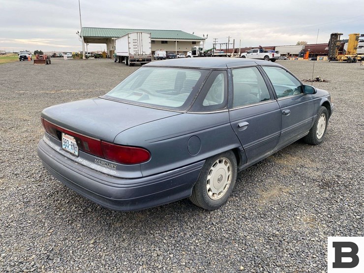 1994-mercury-sable-sedan-image-5