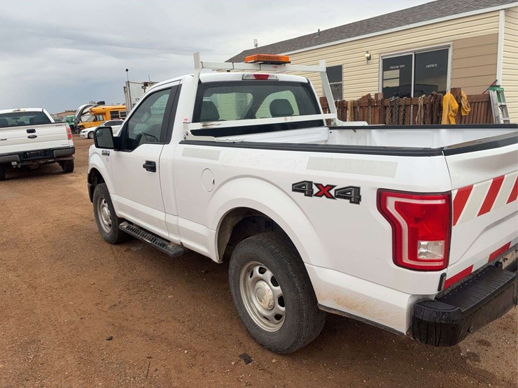 2016-ford-f150-xl-image-4