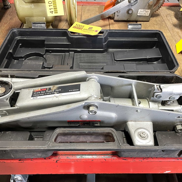 #8512 • Sears 2-1/4 Ton Floor Jack (CW)