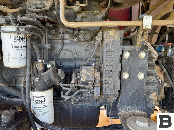 2015-new-holland-speedrower-260-image-52